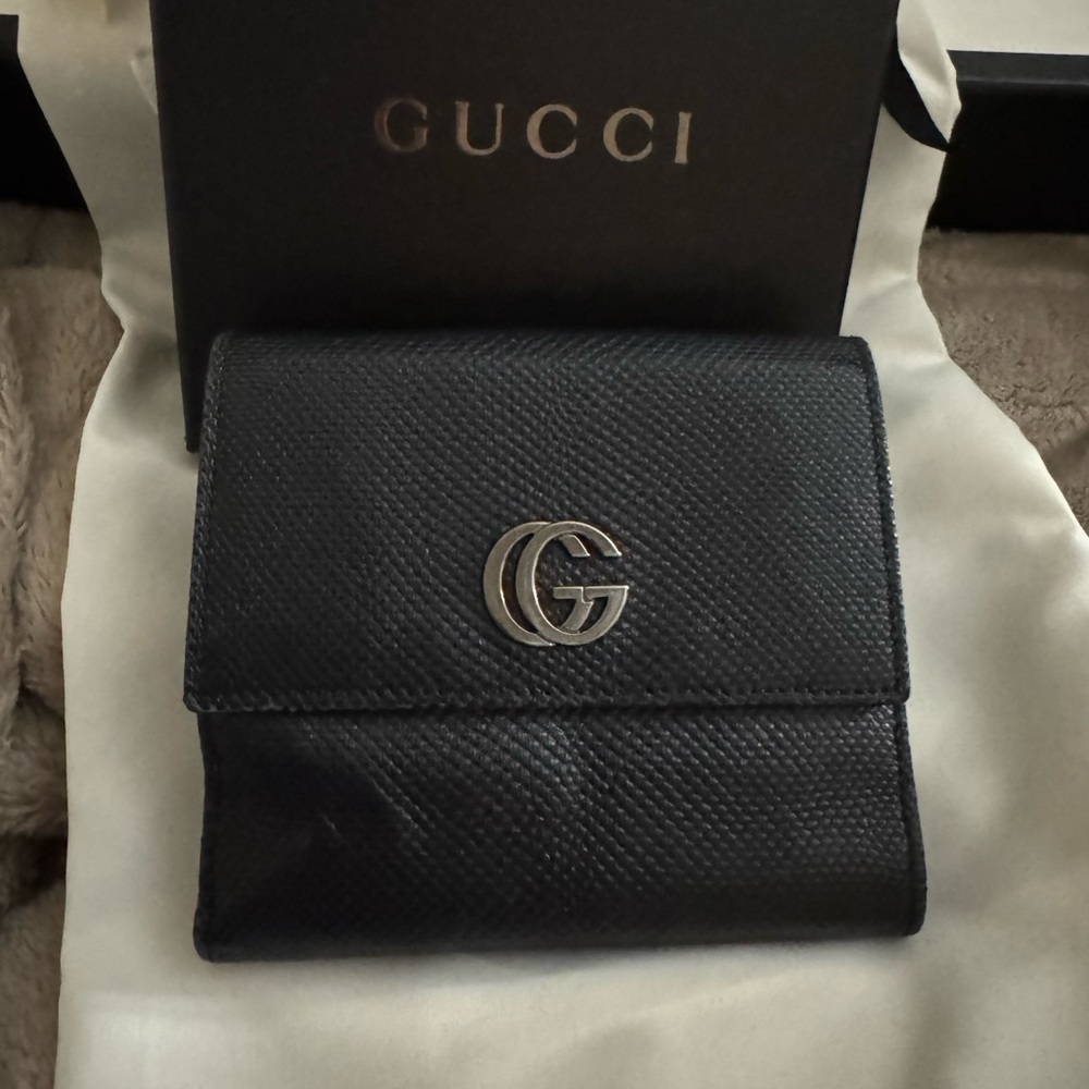Gucci Black Textured Leather Wallet